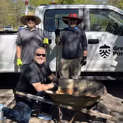 Volunteers at Great Parks